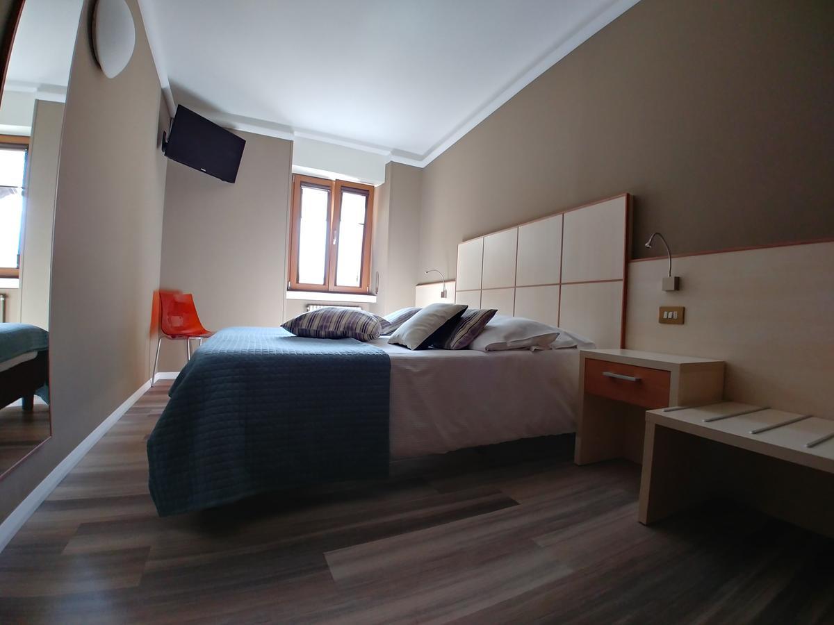 Hotel Aurora 2*
